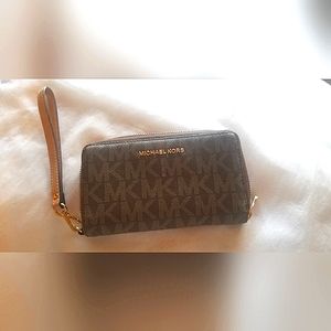 Michael Kors wallet for women